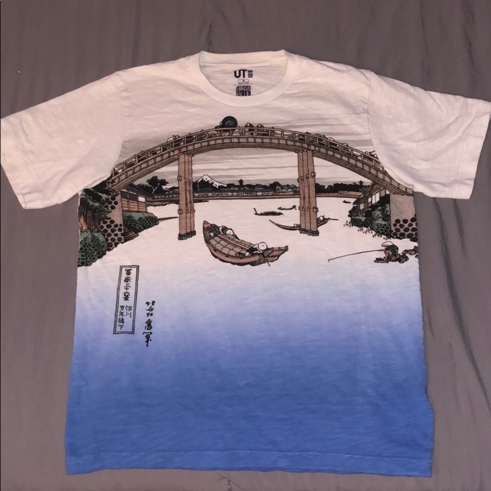 Uniqlo Hokusai Blue tee